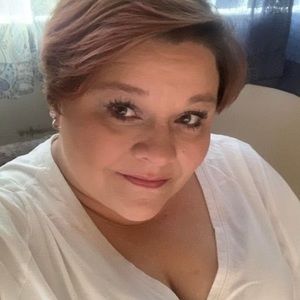 Meet your Posher, Carrie